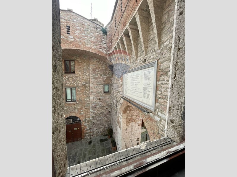 Trilocale in Vendita a Perugia, 245'000€, 125 m²