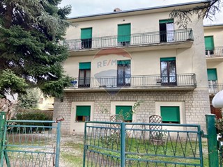 Trilocale in Vendita a Città di Castello, 120'000€, 80 m²