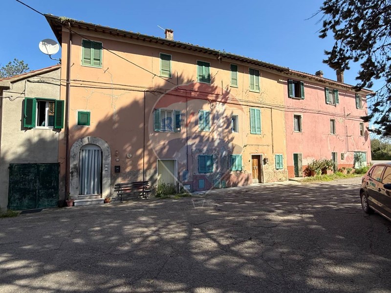 Quadrilocale in Vendita a Castiglione del Lago, 33'000€, 70 m²