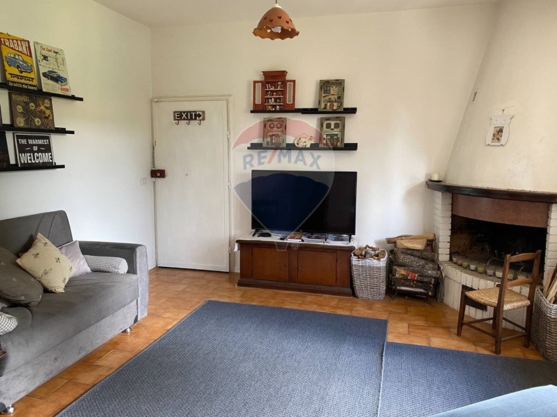 Quadrilocale in Vendita a Passignano sul Trasimeno, 86'000€, 66 m²