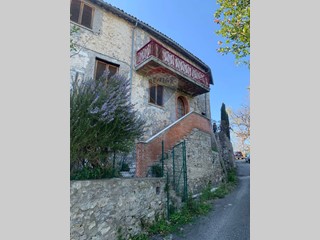 Casa Indipendente in Vendita a Rieti, 40'000&euro;, 135 m²