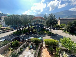 Villa in Vendita a Nocera Inferiore, 260'000€, 160 m²