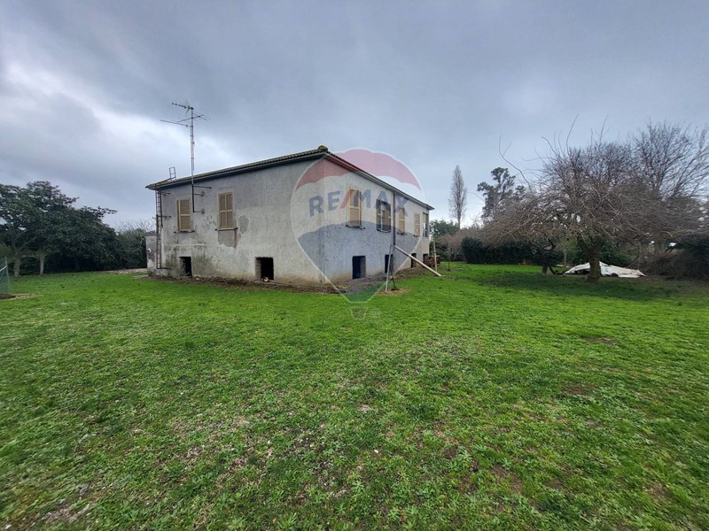 Villa in Vendita a Anzio, 199'000€, 170 m²