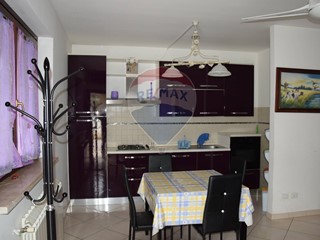 Villa in Vendita a Ardea, 163'000€, 89 m²