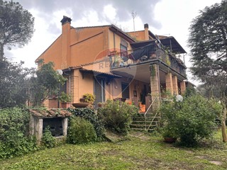 Villa in Vendita a Roma, 160 m²