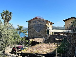 Villa in Vendita a Castellabate, 695'000&euro;, 165 m²