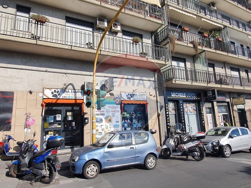 Negozio in Vendita a Catania, 95'000&euro;, 75 m²