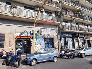 Negozio in Vendita a Catania, 95'000&euro;, 75 m²