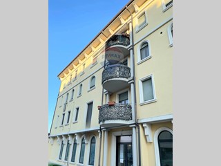 Trilocale in Vendita a Viadana, 60'000€, 70 m²