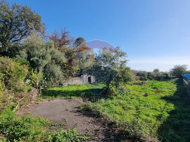 Terreno edificabile in Vendita a Tremestieri Etneo, 58'000€, 1500 m²