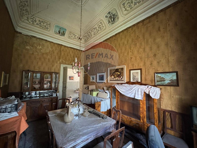 Casa Semi Indipendente in Vendita a Adrano, 90'000&euro;, 149 m²