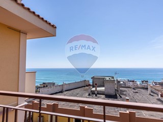 Quadrilocale in Vendita a Giardini Naxos, 269'000€, 115 m²