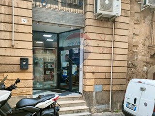 Immobile commerciale in Vendita a Mineo, 59'900€, 116 m²
