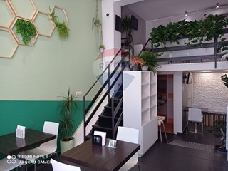 Attività commerciale in Vendita a Giardini Naxos, 39'000€, 52 m²