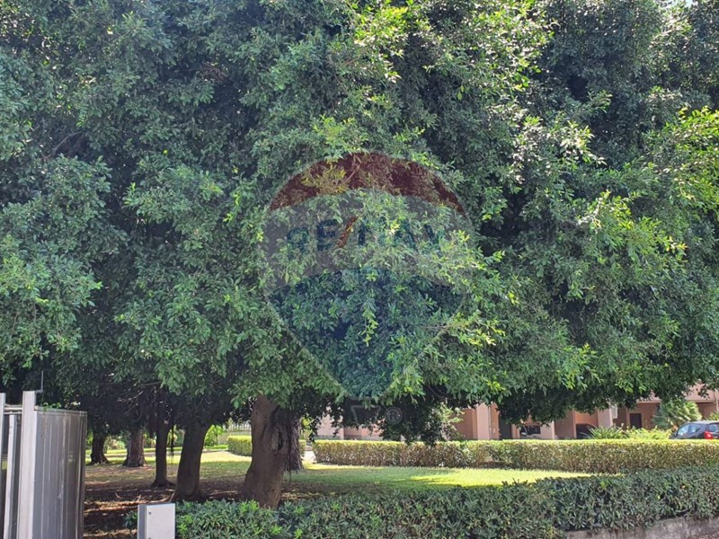 Casa Indipendente in Vendita a Giardini Naxos, 208'000€, 200 m²