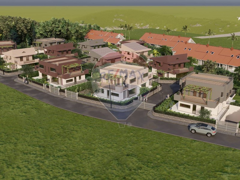 Casa Semi Indipendente in Vendita a San Pietro Clarenza, 295'000€, 120 m²