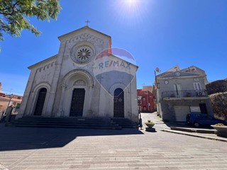 Casa Indipendente in Vendita a Messina, 7'000€, 77 m²