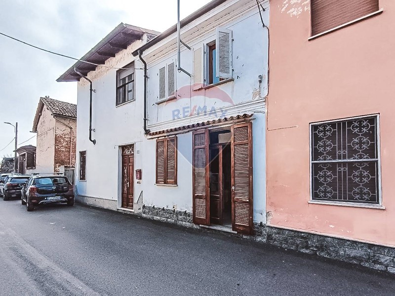 Casa Indipendente in Vendita a Rosasco, 55'000€, 100 m²