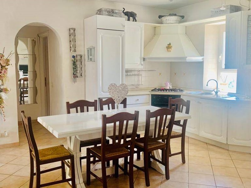 Quadrilocale in Vendita a Colonnella, 180'000€, 98 m²