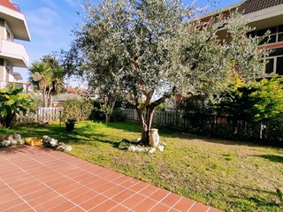 Trilocale in Vendita a Grottammare, 330'000€, 100 m²