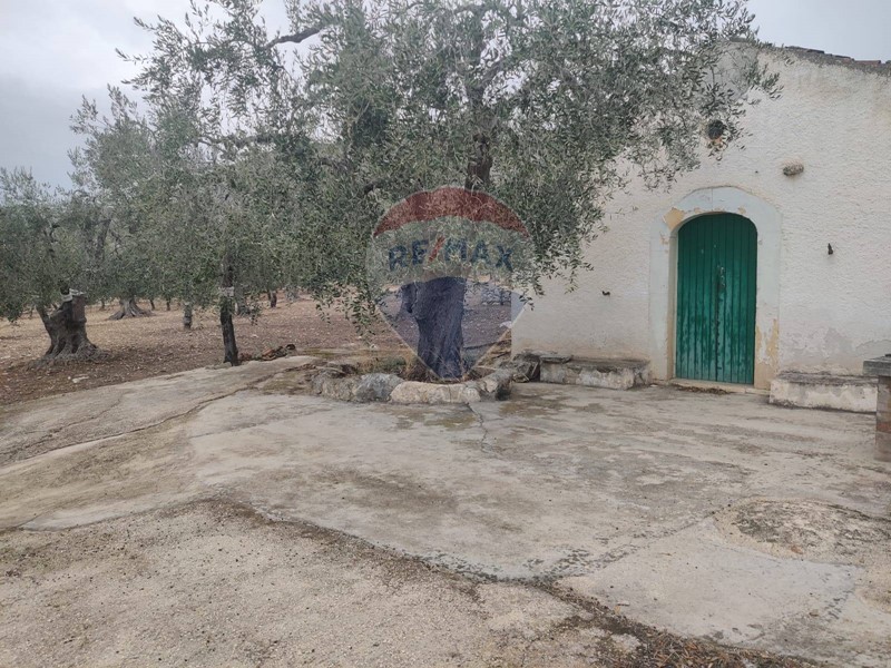 Magazzino in Vendita a Monte Sant'Angelo, 66'999&euro;, 18 m²