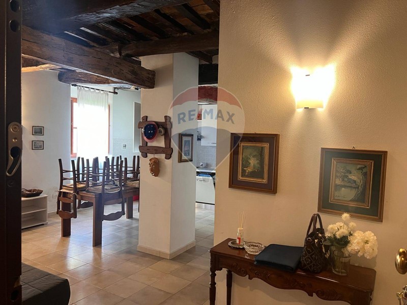 Bilocale in Vendita a Rosignano Marittimo, 138'000€, 80 m²