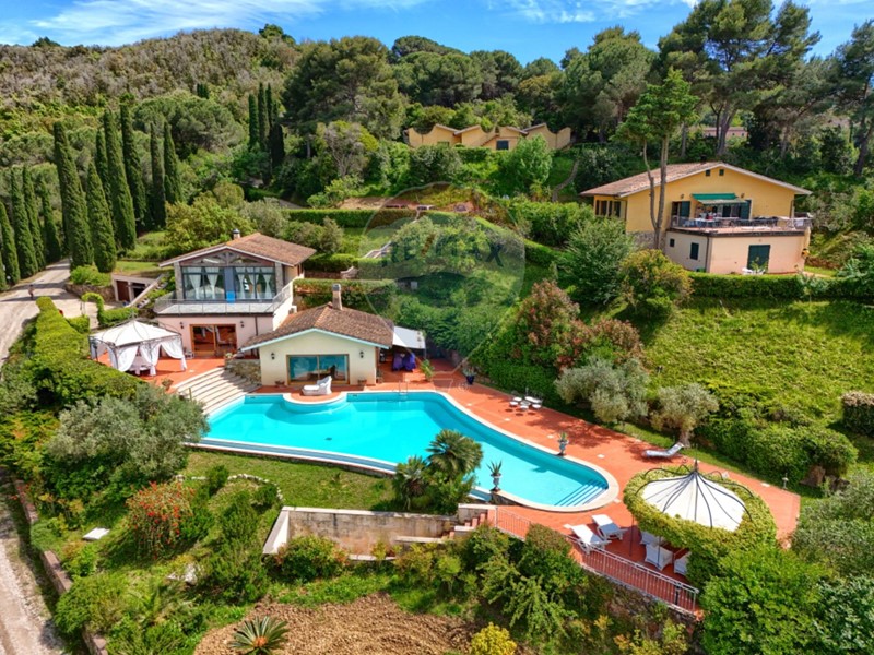 Villa in Vendita a Portoferraio, 2'320'000&euro;, 510 m²