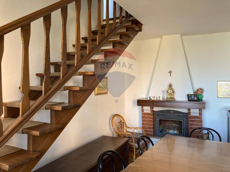 Casa Indipendente in Vendita a Stradella, 90'000€, 147 m²