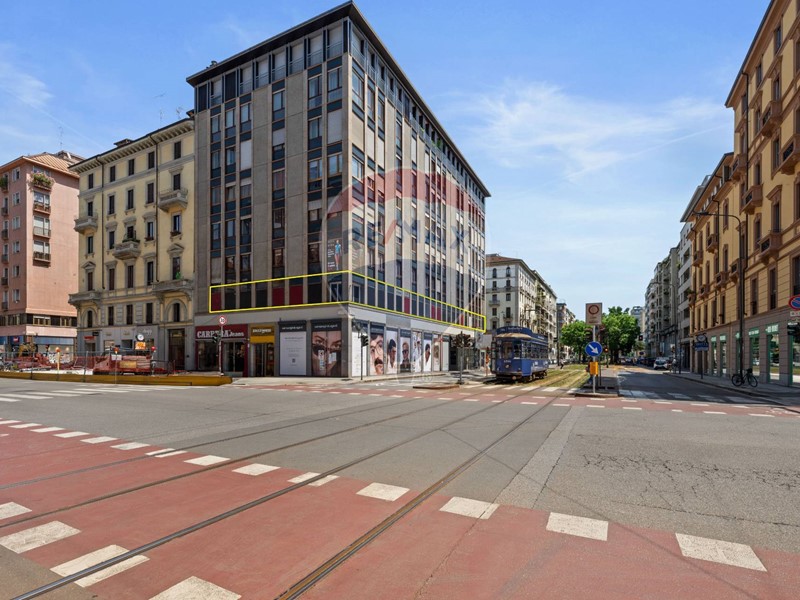 Ufficio in Affitto a Milano, 16'667€, 473 m²