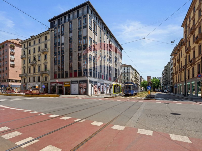 Immobile commerciale in Affitto a Milano, 16'667€, 306 m²