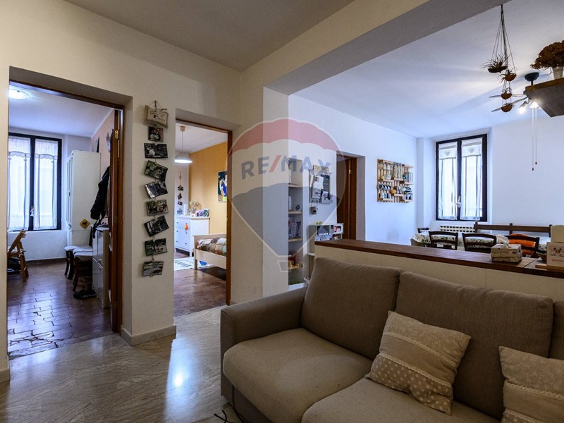 Appartamento in Vendita a Guastalla, 170'000€, 300 m²