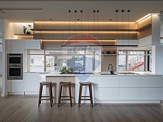 Negozio in Vendita a Viadana, 120'000€, 260 m²