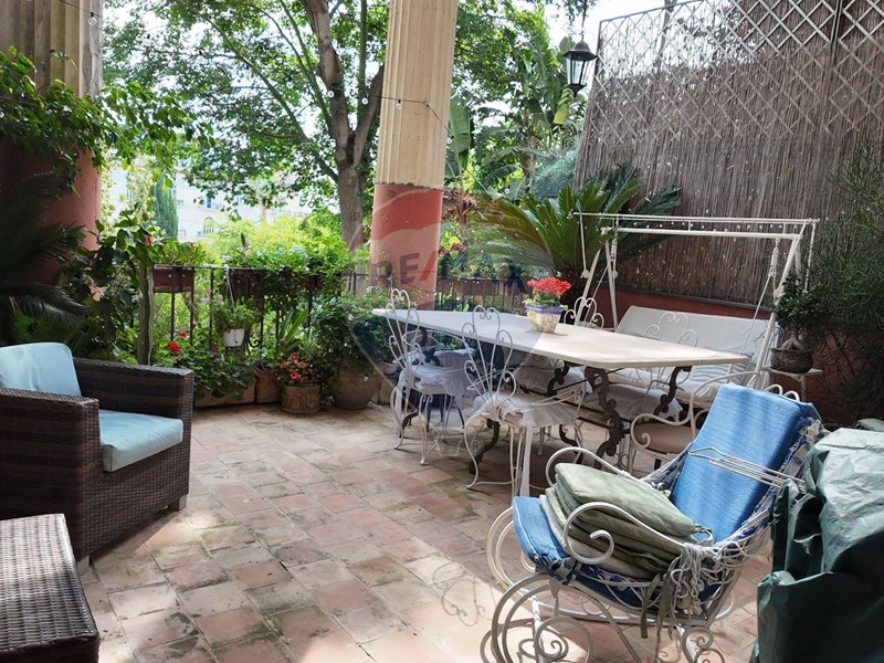 Appartamento in Vendita a Ercolano, 580'000€, 252 m²