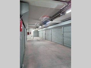 Box in Vendita a Napoli, 43'000€, 38 m²