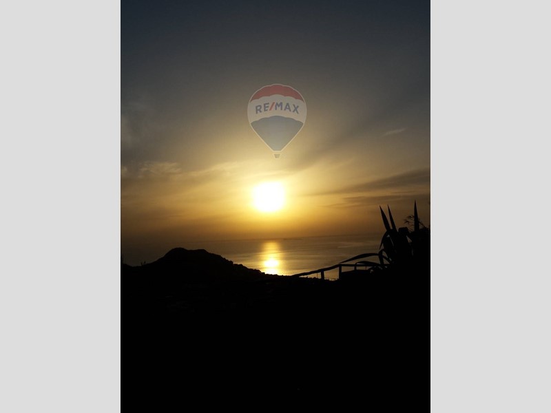 Immobile commerciale in Vendita a Serrara Fontana, 130'000€, 150 m²