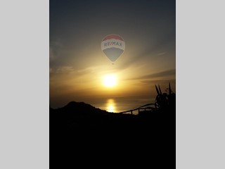 Immobile commerciale in Vendita a Serrara Fontana, 130'000€, 150 m²