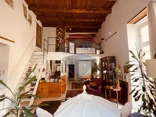 Appartamento in Vendita a Napoli, 397'000€, 172 m²