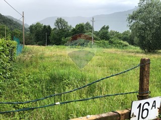 Terreno agricolo in Vendita a Endine Gaiano, 36'000€, 3000 m²