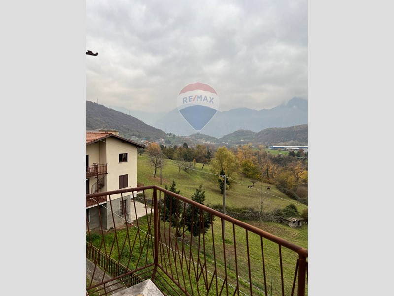 Trilocale in Vendita a Sovere, 48'000€, 60 m²