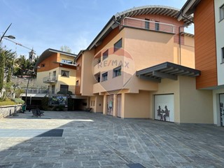 Trilocale in Vendita a Solto Collina, 125'000€, 85 m²