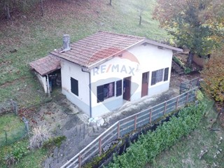 Rustico in Vendita a Endine Gaiano, 36'000€, 60 m²