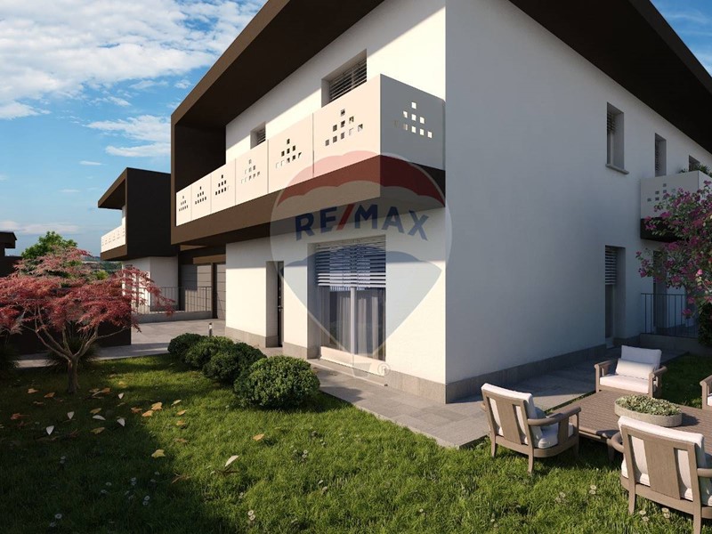 Quadrilocale in Vendita a Azzano San Paolo, 475'000€, 128 m²