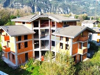 Rustico in Vendita a Esine, 699'000€, 794 m²