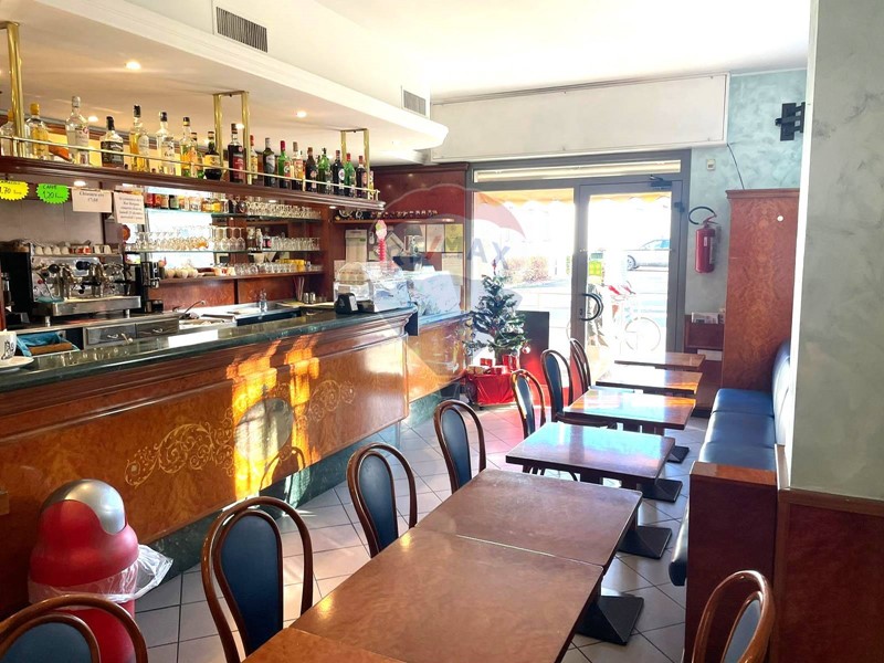 Attività commerciale in Vendita a Bergamo, 109'000€, 53 m²