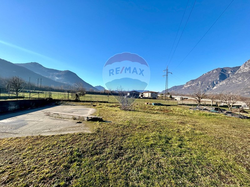 Terreno edificabile in Vendita a Artogne, 90'000€, 820 m²