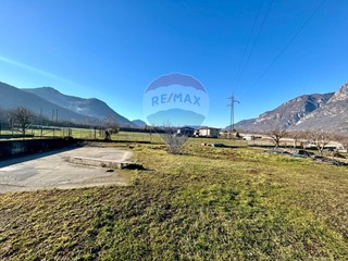 Terreno edificabile in Vendita a Artogne, 90'000€, 820 m²