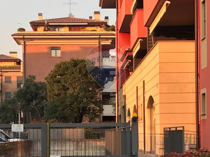 Magazzino in Vendita a Seriate, 14'000€, 11 m²