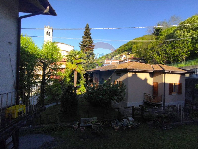 Rustico in Vendita a Palazzago, 129'000€, 200 m²