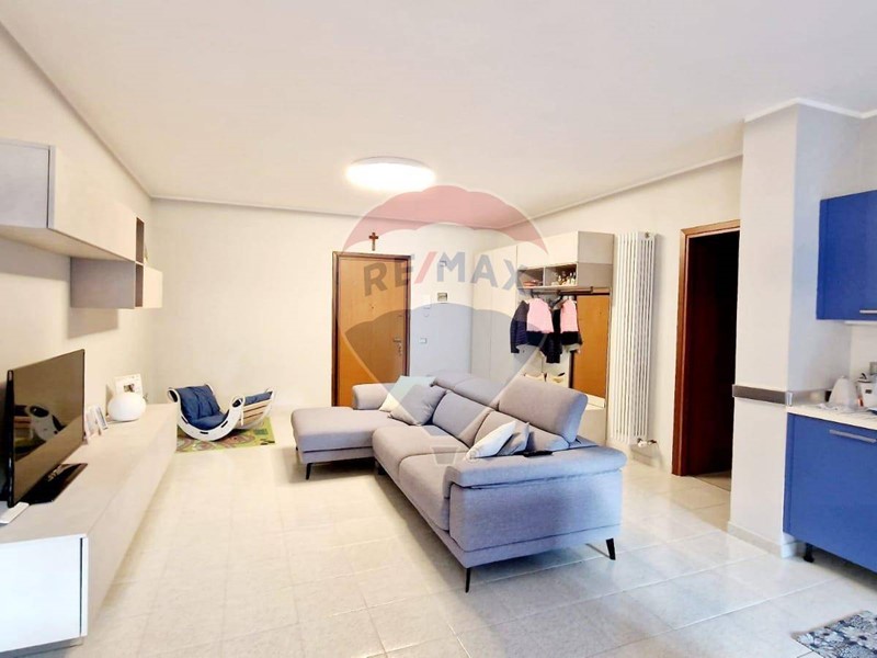 Quadrilocale in Vendita a Piancogno, 146'000€, 135 m²