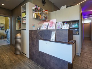 Attività commerciale in Vendita a Curno, 90'000€, 60 m²